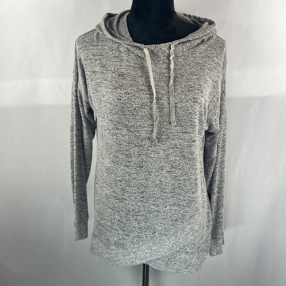 Gilligan & O’ Malley Light Gray Hooded Pull Over Sweater